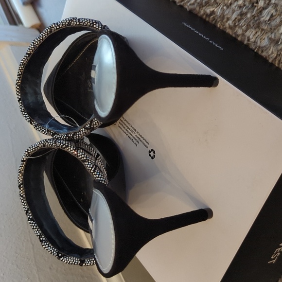 Nine West Women's rhinestone heels - Picture 3 of 8